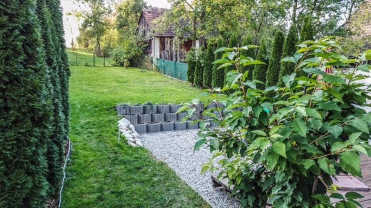 Dovolenkovy Dom - Kompas Pavčina Lehota Esterno foto